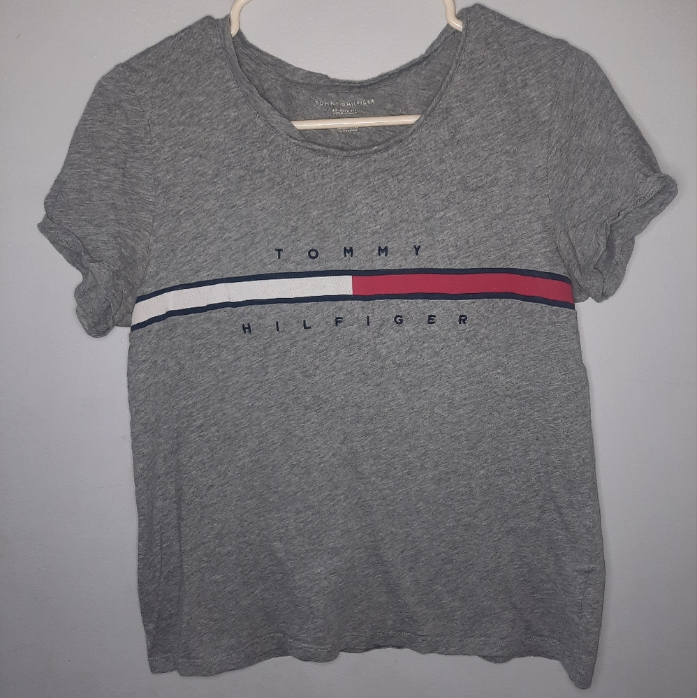 Tommy Hilfiger | Relaxed Fit Grey Tshirt Size M